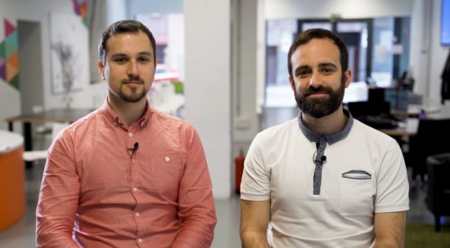 Alexander Rodríguez y Germán Molinero en el gabinete de Jokabide, en el Casco Viejo de Bilbao
